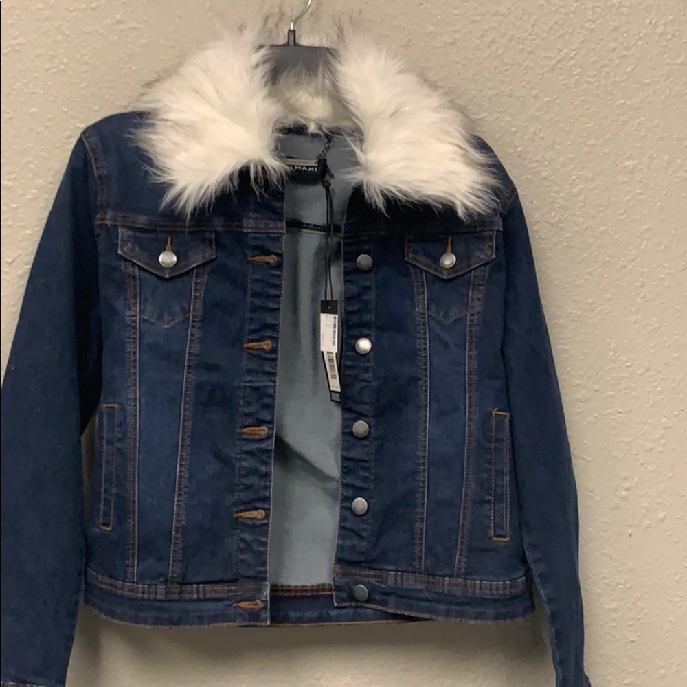 Tahari woman’s jacket